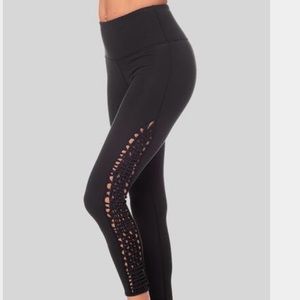 NWT Vie Activewear Lucy 7/8 Black Legging S